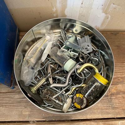 HARDWARE AND DRAWER ORGANIZER