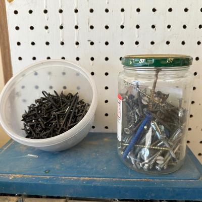 HARDWARE AND DRAWER ORGANIZER