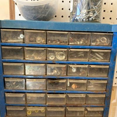 HARDWARE AND DRAWER ORGANIZER