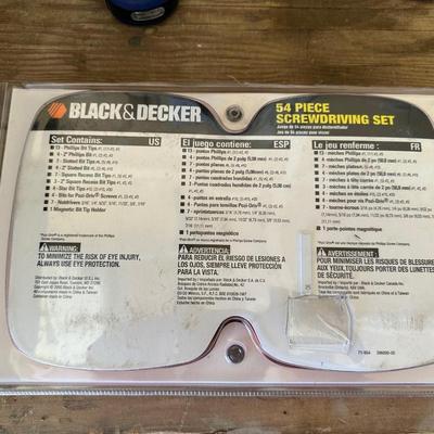 54 PIECE SCREWDRIVING SET AND MORE