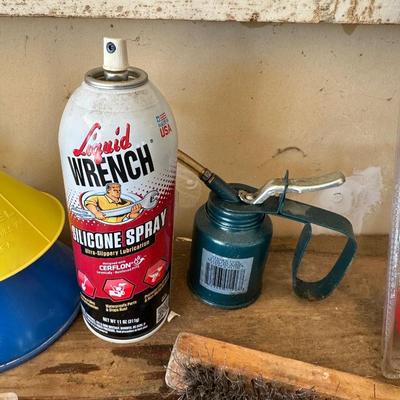 CORDLESS DRILL AND A VARIETY OF USEFUL ITEMS