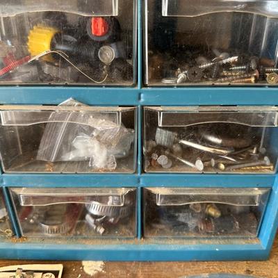 HARDWARE AND ORGANIZER, KNIFE SHARPENER & SET OF SCREWDRIVER BITS
