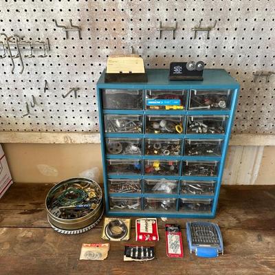 HARDWARE AND ORGANIZER, KNIFE SHARPENER & SET OF SCREWDRIVER BITS