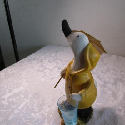 Duck rain gauge