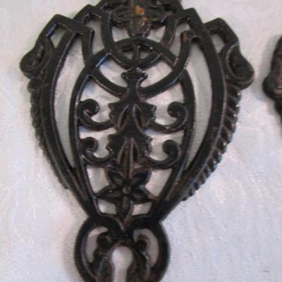 4 Black antique escutcheons and keyhole cover