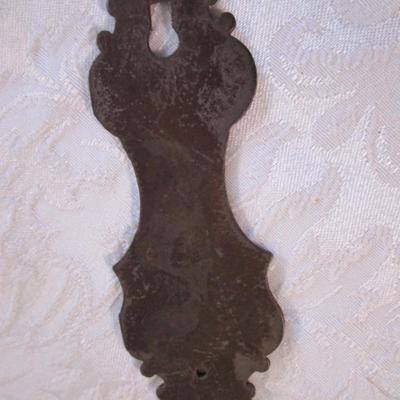4 Black antique escutcheons and keyhole cover