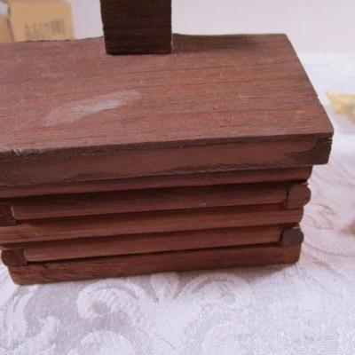 Small log house incense burner