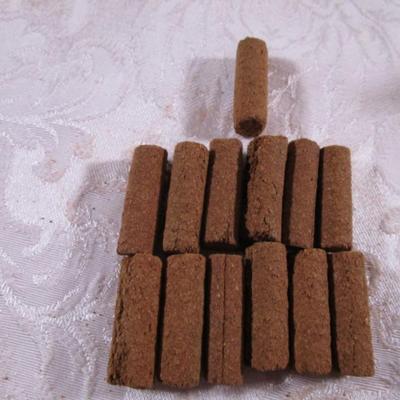 Small log house incense burner