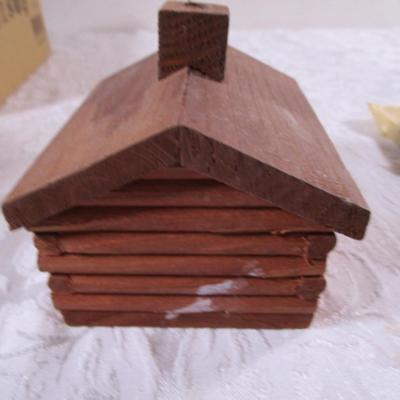 Small log house incense burner