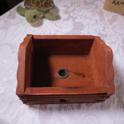 Small log house incense burner