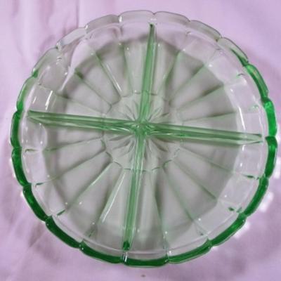 Round divided relish tray
