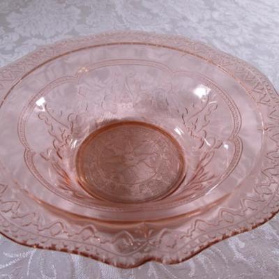 Federal Glass Co. Patrician Spoke serving bowl
