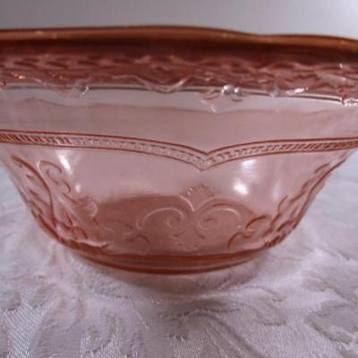Federal Glass Co. Patrician Spoke serving bowl