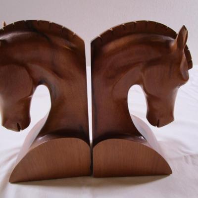 Myrtle wood horse book ends