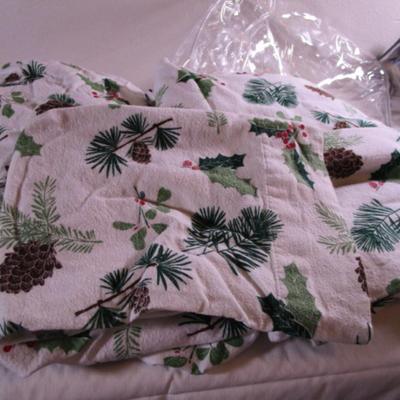 Twin flannel sheet set with 1 pillowcase