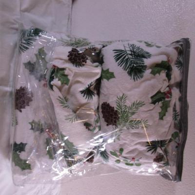 Twin flannel sheet set with 1 pillowcase