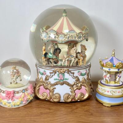 LOT 4B: San Francisco Music Box Company Tobin Fraley Limited Edition American Treasures “I Will Wait for You” Snow Globe, 1997 Snow Globe...