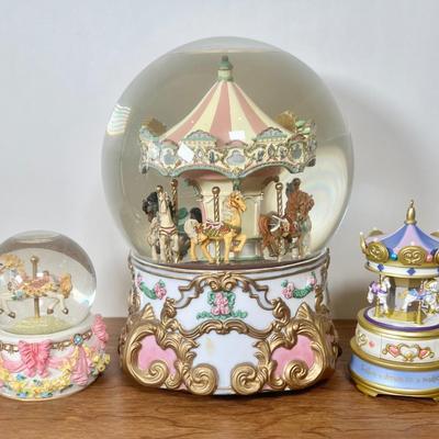LOT 4B: San Francisco Music Box Company Tobin Fraley Limited Edition American Treasures “I Will Wait for You” Snow Globe, 1997 Snow Globe...