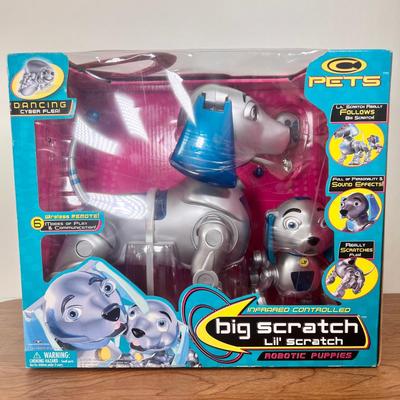 LOT 7B: NIP 2000 Big Scratch Lil’ Scratch Robotic Puppies