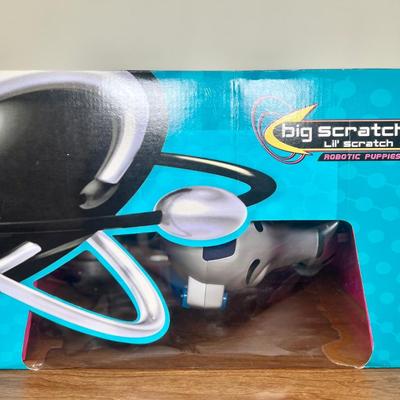 LOT 7B: NIP 2000 Big Scratch Lil’ Scratch Robotic Puppies