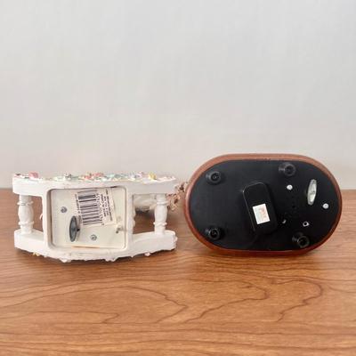 LOT 8B: Ornate Carousel Horse Musical Wind-Ups