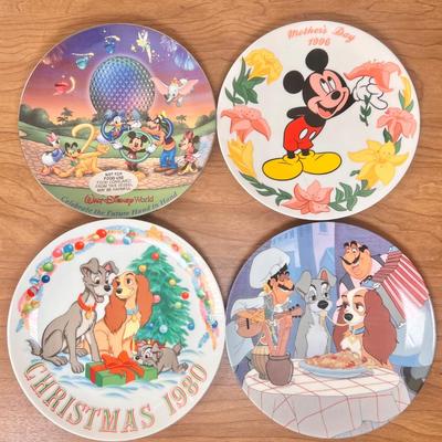 LOT 10B: Disney Plates - Animated Classics Dumbo, Groller 25th Anniversary WDW "A Magical Time in a Magical Place!",...