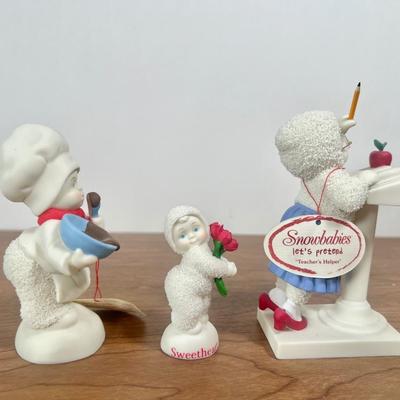 LOT 25B: Department 56 Snowbabies - You Are My Sunshine Bee Music Box, 2001 Let's Pretend "Teacher's Helper," 2003...