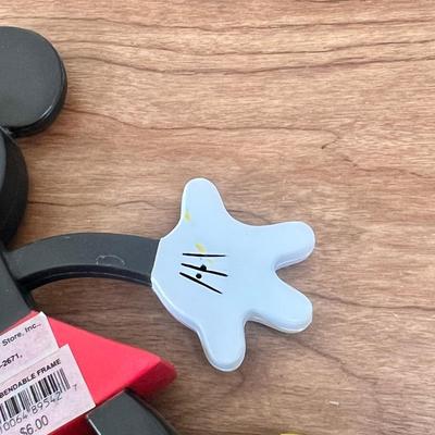 LOT 33B: Disney Desk Accessories - Walt's 100th Birthday Hallmark Box, Photo Frames, Mickey Mug & Mini Quote Books