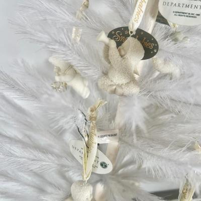 LOT 38B: LOT 38B: Department 56 Snowbabies Display Tree w/ Variety of Snowbaby Ornaments