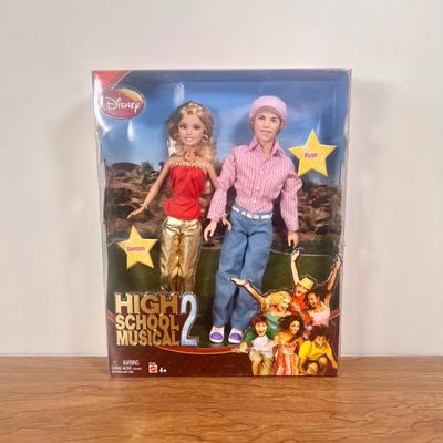 LOT 39B: 2007 Mattel Disney High School Musical & High School Musical 2 Couples 2-Pack Doll Sets