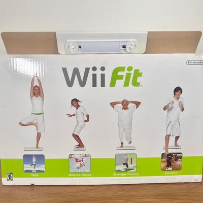 LOT 40B: Nintendo Wii Fit & Nintendo Push up Bars for Wii Fit