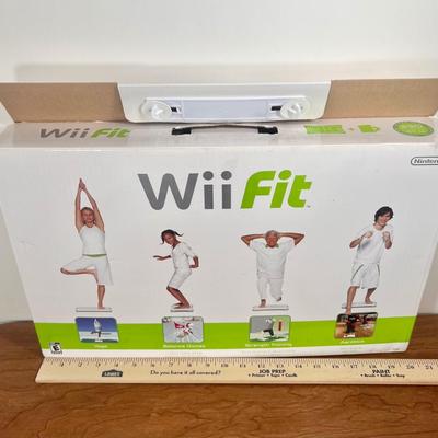 LOT 40B: Nintendo Wii Fit & Nintendo Push up Bars for Wii Fit