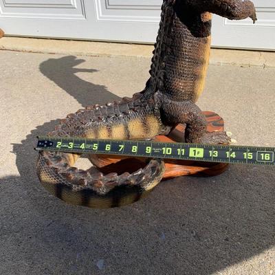 LOT 41 B: Dr. Gator USA Alligator Statue