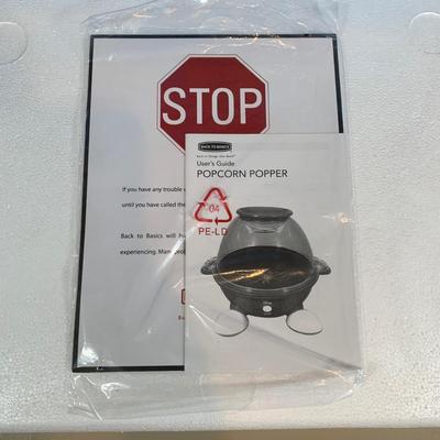 LOT 44 B: NIP 2004 Disney Popcorn Popper