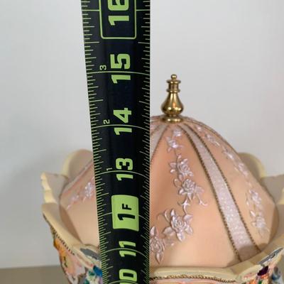 LOT 49 B: Musical Animated Carousel "Grandeur Noel" Carousel Collections