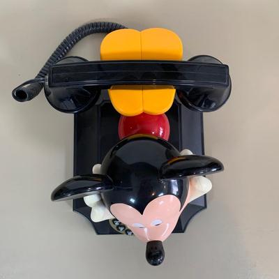 LOT 53 A: Telemania Disney's Mickey Mouse Corded Desk Phone