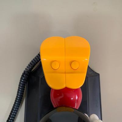 LOT 53 A: Telemania Disney's Mickey Mouse Corded Desk Phone