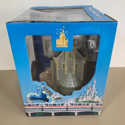 LOT 55: NIP Sealed Disney's Haunted Mansion Light Up Playset w/ Sounds