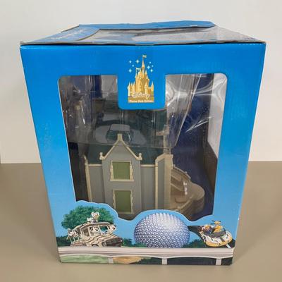 LOT 55: NIP Sealed Disney's Haunted Mansion Light Up Playset w/ Sounds