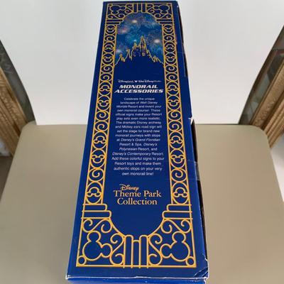 LOT 58 B: NIP Sealed Walt Disney World Disneyland Resort Monorail Accessories Theme Park Collection