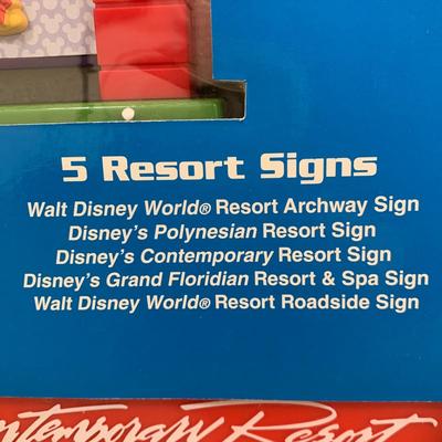 LOT 58 B: NIP Sealed Walt Disney World Disneyland Resort Monorail Accessories Theme Park Collection