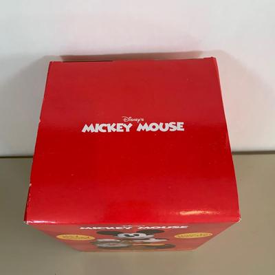 LOT 66 A: NIP Disney's Mickey Mouse Animated Talking Alarm Clock Model #025615