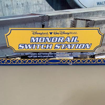LOT 68 B: Walt Disney World Disneyland Resorts Monorail Switch Station Theme Park Collection