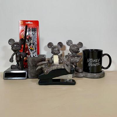 LOT 72 A: Disney Mickey Mouse Faux Marble Office Desk Set w/ NIP Pencils; Coaster, Pencil Holder, Tape Dispenser, & Stapler