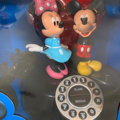 LOT 73 A: NIP Disney Animated Talking Telephone Model #026094