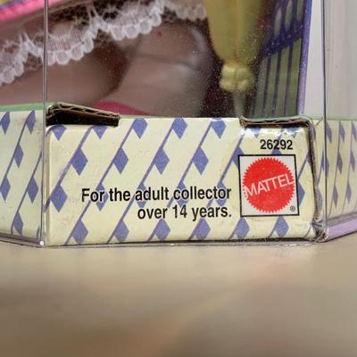 LOT 76 A: NIP Mattel Disney Collector Dolls: Bob Mackie Millennium Minnie Model #22476 & Very Victorian Minnie Model #26292