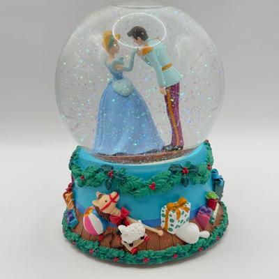 LOT 97A: Disney Princess Collection - Enesco Christmas Musical Snowglobes (Snow White & Cinderella) & Photo Frame