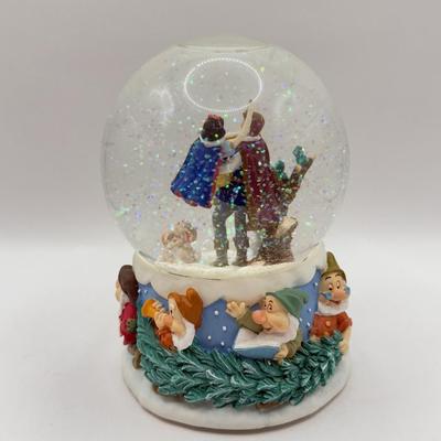 LOT 97A: Disney Princess Collection - Enesco Christmas Musical Snowglobes (Snow White & Cinderella) & Photo Frame