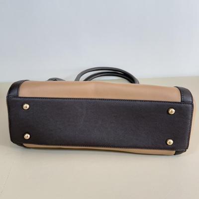 LOT 100A: Prada Saffiano Medium Beige Tote Handbag