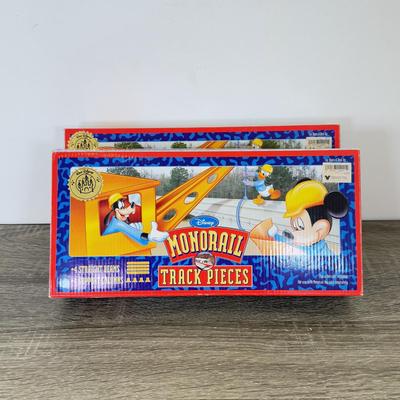 LOT 108B: NIB Walt Disney World & Disneyland Monorail Track Pieces